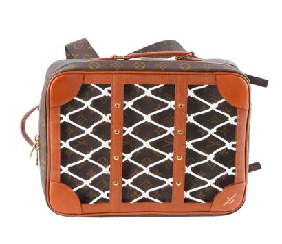 LOUIS VUITTON x NBA
Louis Vuitton x NBA backpack,...