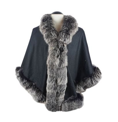 SAGAFURS
Sagafurs Poncho in black wool and...