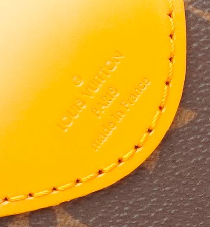 LOUIS VUITTON HORIZON
Louis Vuitton Horizon...