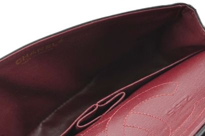 CHANEL 2.55
Chanel shoulder handbag Model...