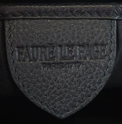 FAURÉ LEPAGE 
Fauré LePage shoulder bag in...