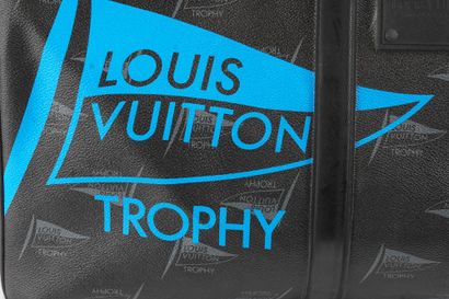 LOUIS VUITTON TROPHY
Louis Vuitton travel...