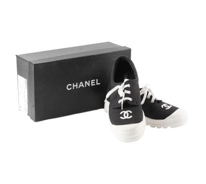 CHANEL
Chanel sneakers in black and white...