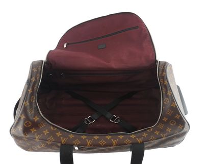 LOUIS VUITTON
Louis Vuitton rolling travel...