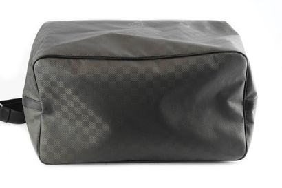 LOUIS VUITTON
Louis Vuitton Damier Carbone...