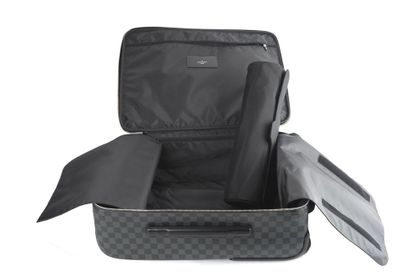LOUIS VUITTON
Louis Vuitton Damier Graphite...
