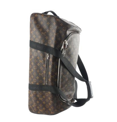 LOUIS VUITTON
Louis Vuitton rolling travel...