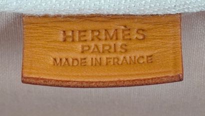 HERMES VICTORIA 
Hermès Victoria 50 travel...