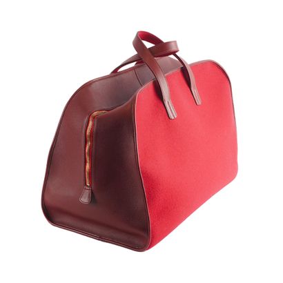 HERMÈS FEUDOU
Hermès Feudou travel bag in...