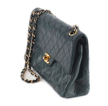 CHANEL
Chanel Timeless double shoulder bag...