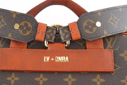 LOUIS VUITTON x NBA
Louis Vuitton x NBA backpack,...