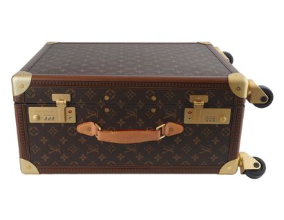 LOUIS VUITTON ROLLING TRUNK
Louis Vuitton...