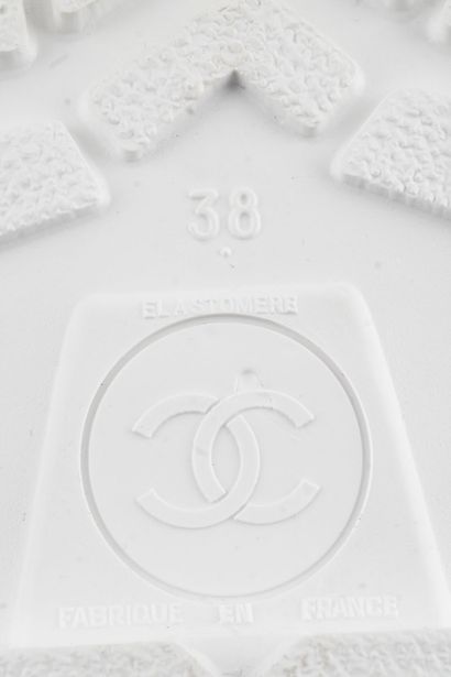 CHANEL
Chanel sneakers in black and white...