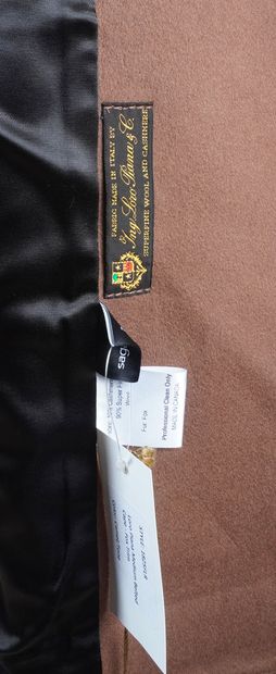 LORO PIANA
Loro Piana Poncho in caramel-colored...