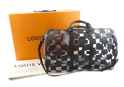 LOUIS VUITTON KEEPALL 50
Louis Vuitton Monogram...