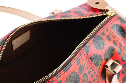 LOUIS VUITTON x YAYOI KUSAMA PAPILLON 30
Louis...