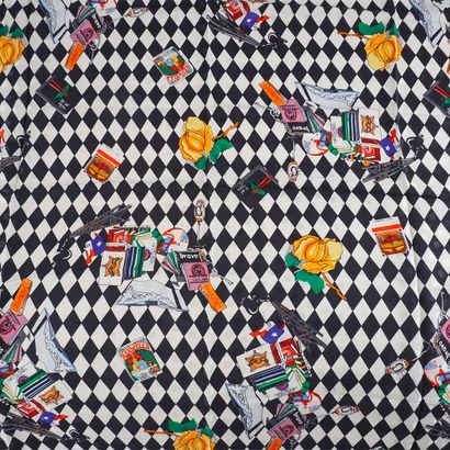 NICOLE MILLER
Nicole Miller silk square 100%
109...