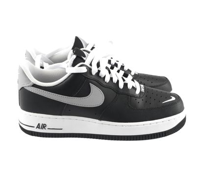 NIKE AIR 1'07
Nike Air Force 1'07 shoes,...