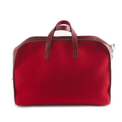 HERMÈS FEUDOU
Hermès Feudou travel bag in...
