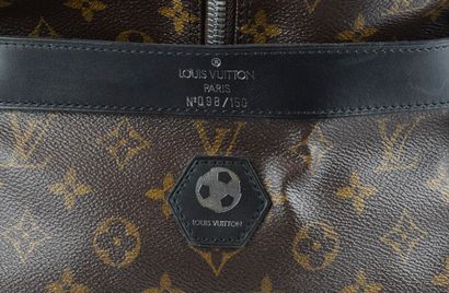 LOUIS VUITTON KEEPALL 98/150
Limited edition...