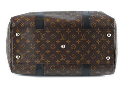 LOUIS VUITTON KEEPALL 98/150
Limited edition...