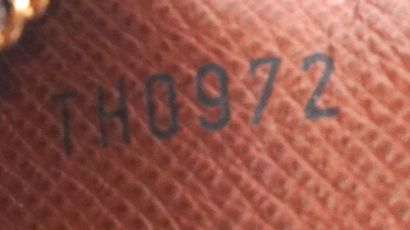 LOUIS VUITTON
Louis Vuitton Messenger shoulder...