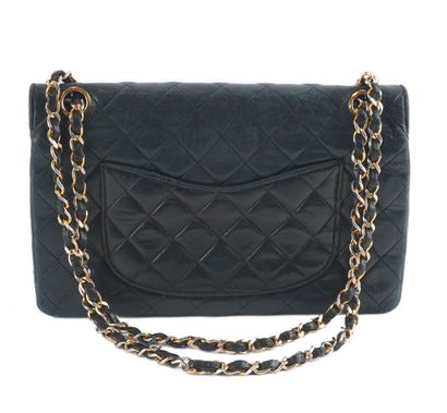 CHANEL
Chanel Timeless double shoulder bag...
