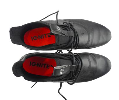 ADIDAS, PUMA
Set of 3 pairs of Adidas and...