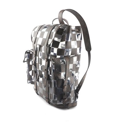 LOUIS VUITTON CHRISTOPHER
Louis Vuitton Christopher...