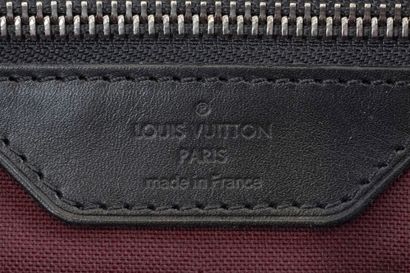 LOUIS VUITTON
Louis Vuitton Monogram canvas...