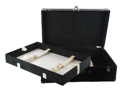 LOUIS VUITTON ALZER 70
Louis Vuitton Alzer...
