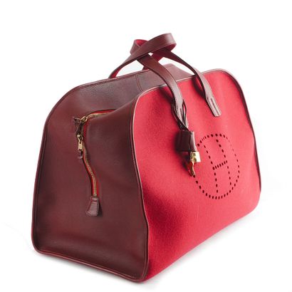 HERMÈS FEUDOU
Hermès Feudou travel bag in...