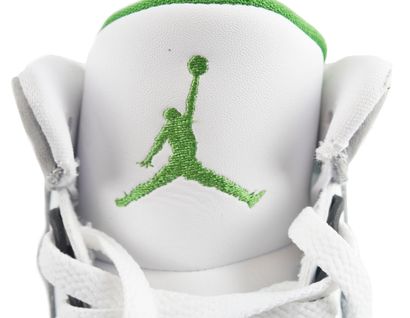 NIKE AIR JORDAN
Nike Air Jordan 3 Retro shoes,...