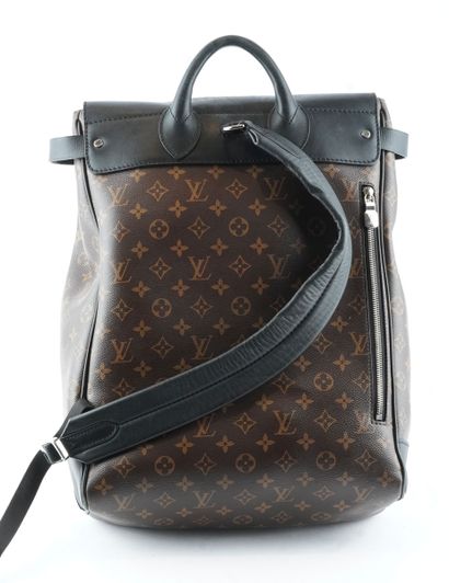 LOUIS VUITTON ECLIPSE
Louis Vuitton Eclipse...