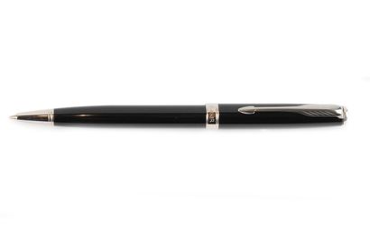 PARKER
Parker black and silver metal ballpoint...