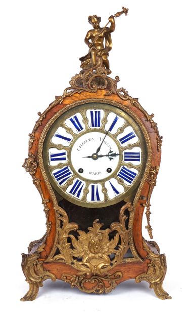 Charles VOISIN (actif 1710-1760)

Horloge...