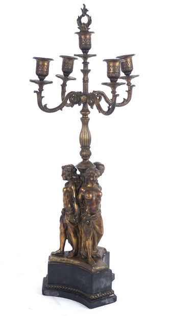 ÉPOQUE EMPIRE

Candélablre en bronze ciselé...
