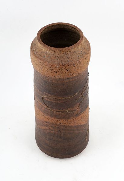 ARCHAMBAULT, Luc (1954-)
Sans titre - Vase
Céramique
Œuvre...