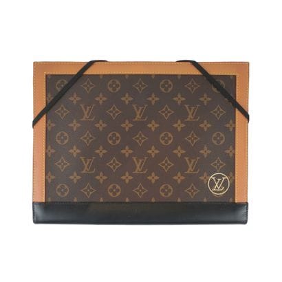 LOUIS VUITTON
Porte-document Pochette d'art...