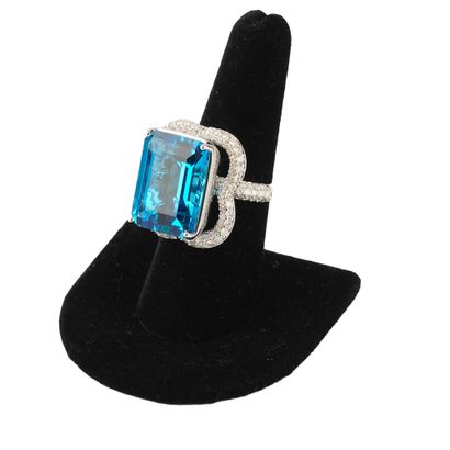 OR 14K, TOPAZE 23.69 CT, DIAMANTS / 14K GOLD,...