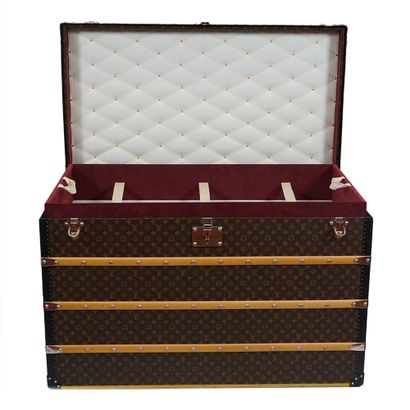 LOUIS VUITTON MALLE HAUTE 110
Malle Louis...