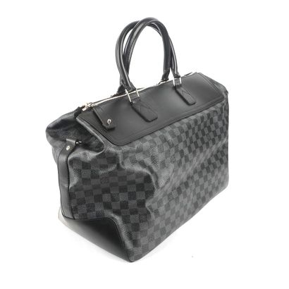 LOUIS VUITTON NEO GREEWICH
Sac Louis Vuitton...