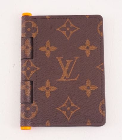 LOUIS VUITTON BRAZZA
Louis Vuitton Brazza...