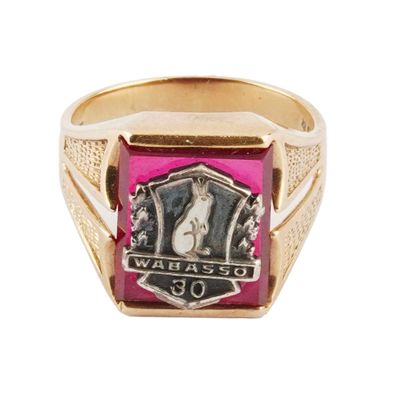 OR 10K / 10K GOLD
Bague en or jaune 10K.
Poids...