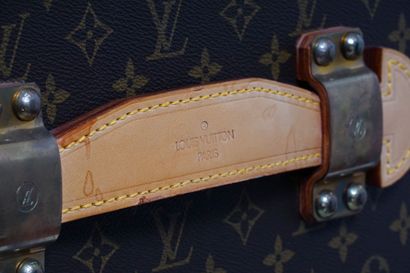 LOUIS VUITTON MALLE HAUTE 110
Malle Louis...