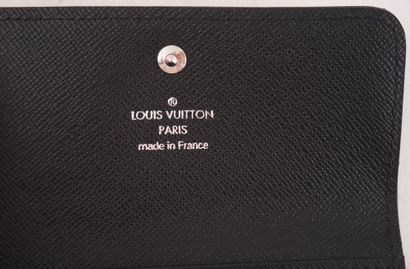 LOUIS VUITTON
Louis Vuitton Monogram canvas...
