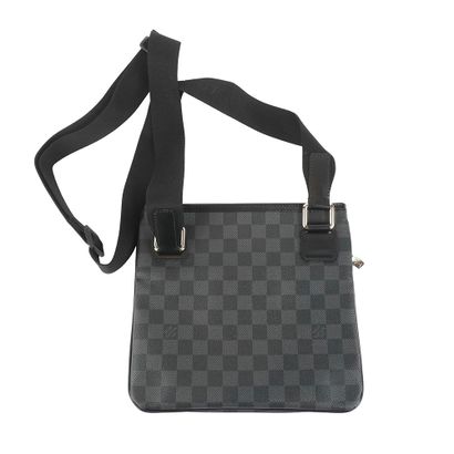 LOUIS VUITTON
Sac bandoulière Messenger Louis...
