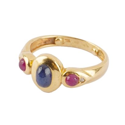 OR 18K / 18K GOLD
Bague en or jaune 18K sertie...