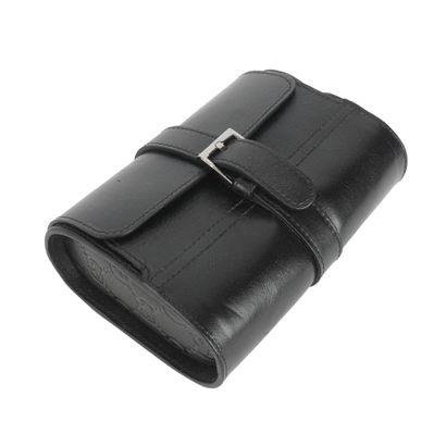 GUCCI
Pochette -étui Gucci en cuir noir,...