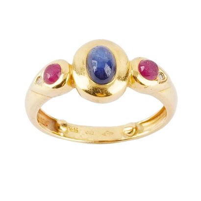 OR 18K / 18K GOLD
Bague en or jaune 18K sertie...